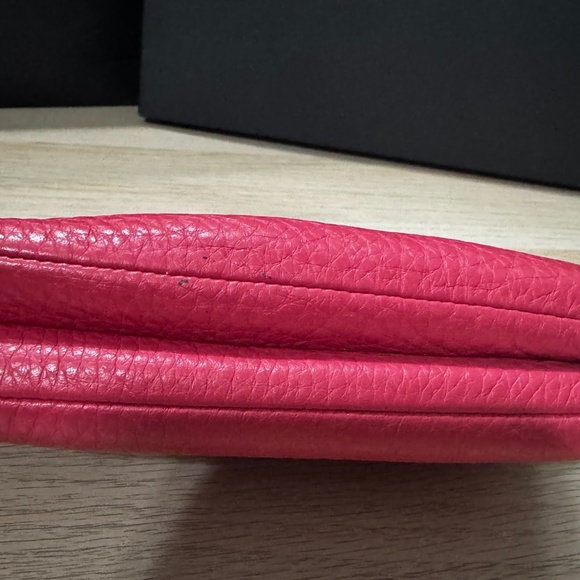 Coach F66505 Pink/Coral Pebble Leather Double Corner Zip Wristlet - Picture 7 of 9